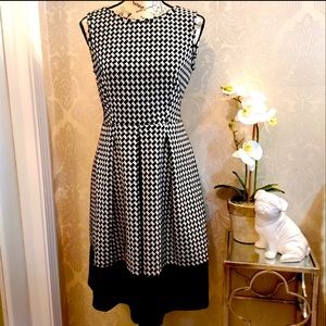 Calvin Klein Houndstooth Print Dress. Excellent Condition!